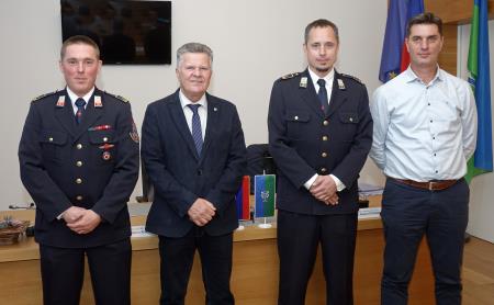 PODPIS POGODBE 07 FOTO TINE ŠUBIC